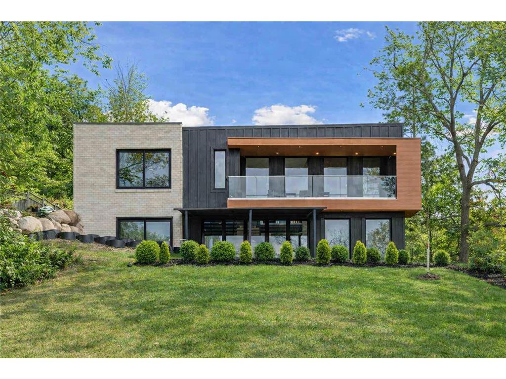 3318 W Owasso Boulevard Shoreview MN 55126 - Owasso 7040319 image10