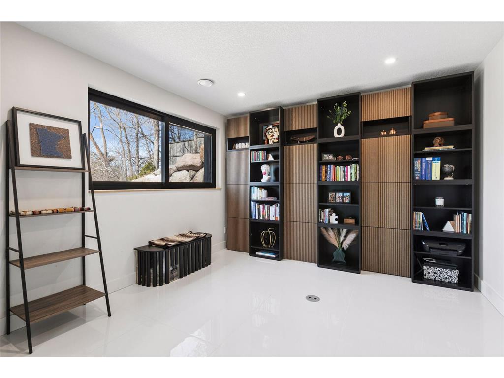 3318 W Owasso Boulevard Shoreview MN 55126 - Owasso 7040319 image50
