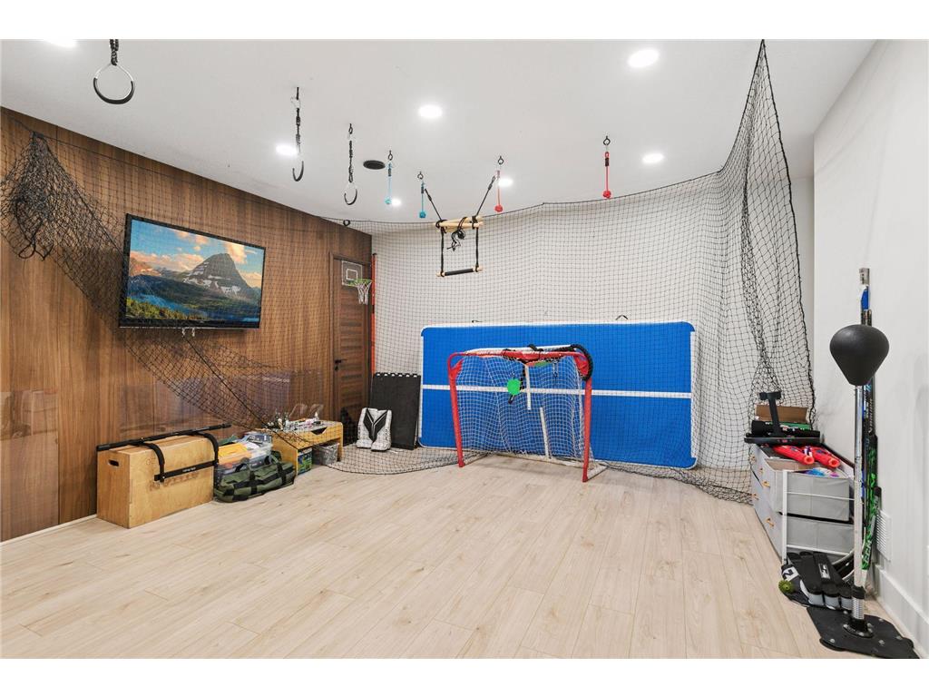 3318 W Owasso Boulevard Shoreview MN 55126 - Owasso 7040319 image64