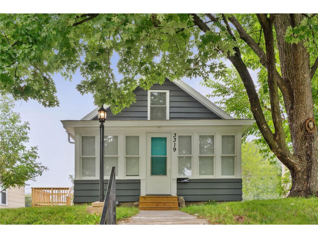 3319 Humboldt Avenue N Minneapolis MN 55412 6450304 image1
