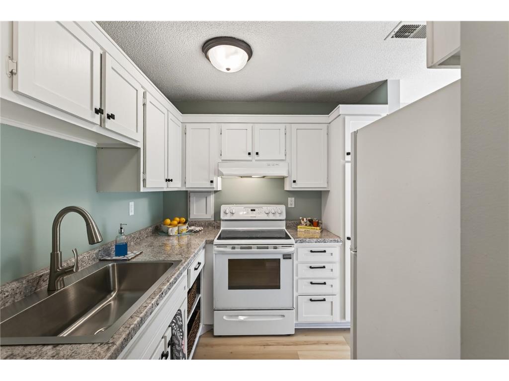 3319 Lower 67th Street E #- Inver Grove Heights MN 55076 7014710 image18