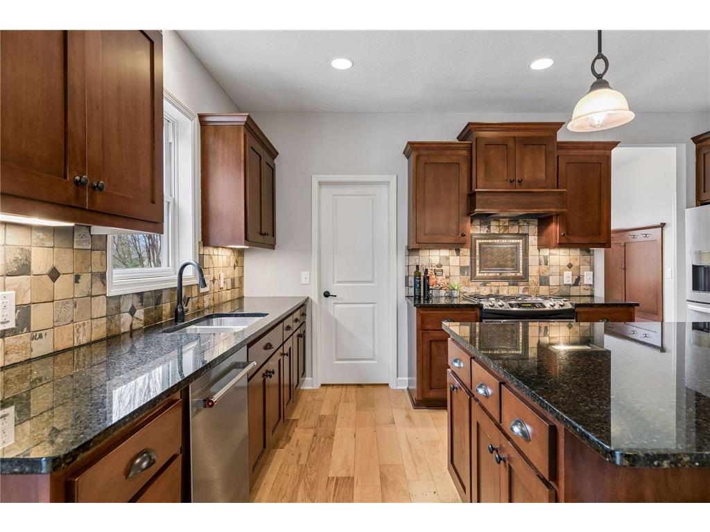 3319 Ridgestone Way Woodbury MN 55129 7034773 image17