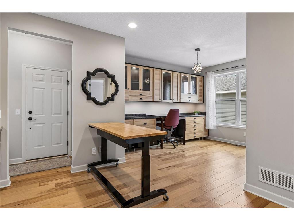 3319 Ridgestone Way Woodbury MN 55129 7034773 image24