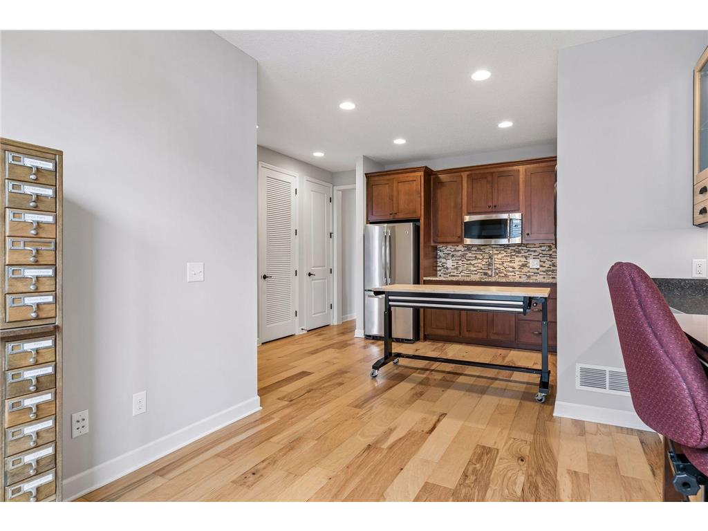 3319 Ridgestone Way Woodbury MN 55129 7034773 image26
