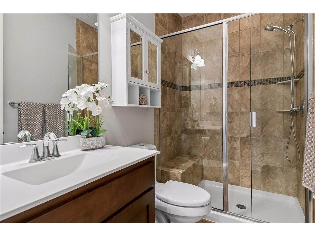 3319 Ridgestone Way Woodbury MN 55129 7034773 image28