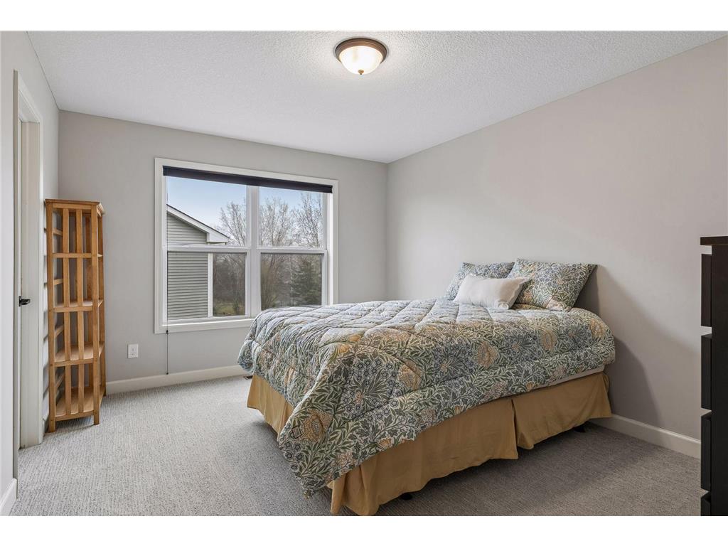 3319 Ridgestone Way Woodbury MN 55129 7034773 image38