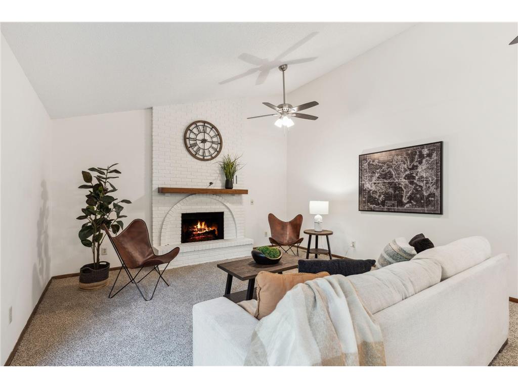 332 118th Avenue NW Coon Rapids MN 55448 6581752 image1