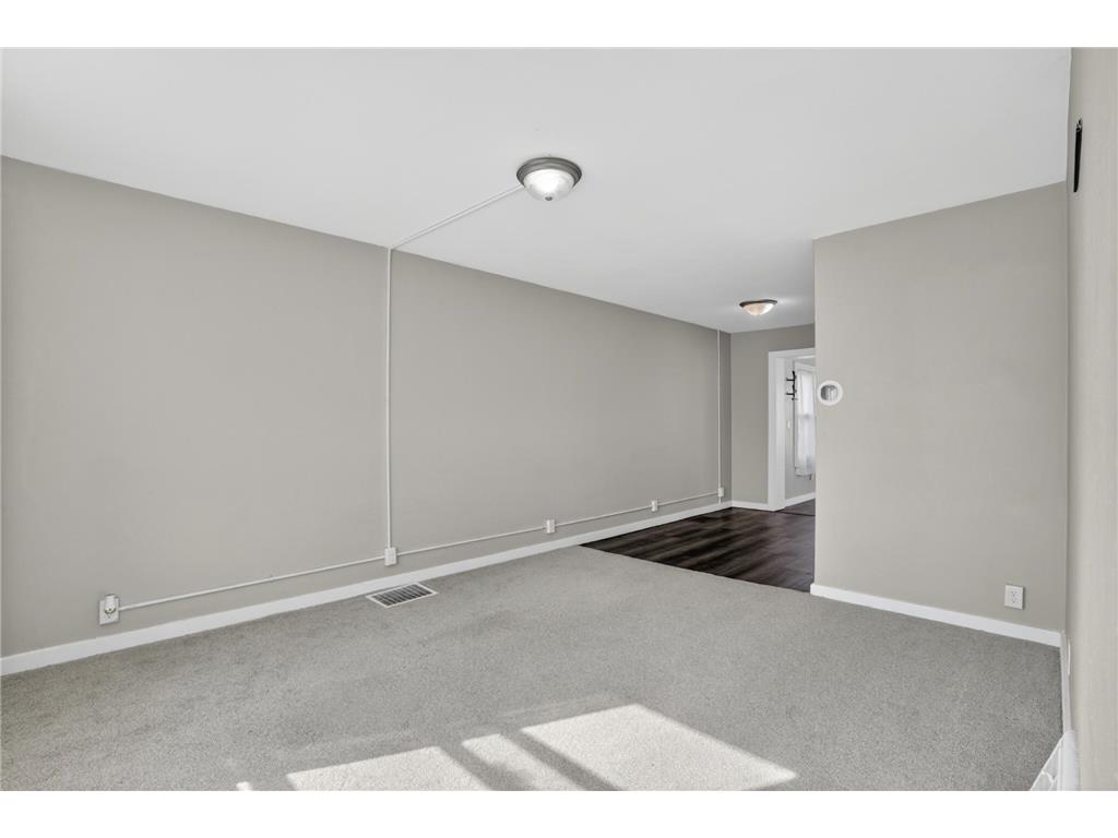 332 1st Avenue S South Saint Paul MN 55075 7044307 image4