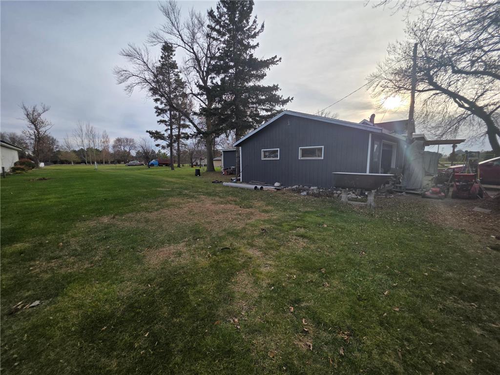 332 3rd Street Campbell MN 56522 6818542 image3