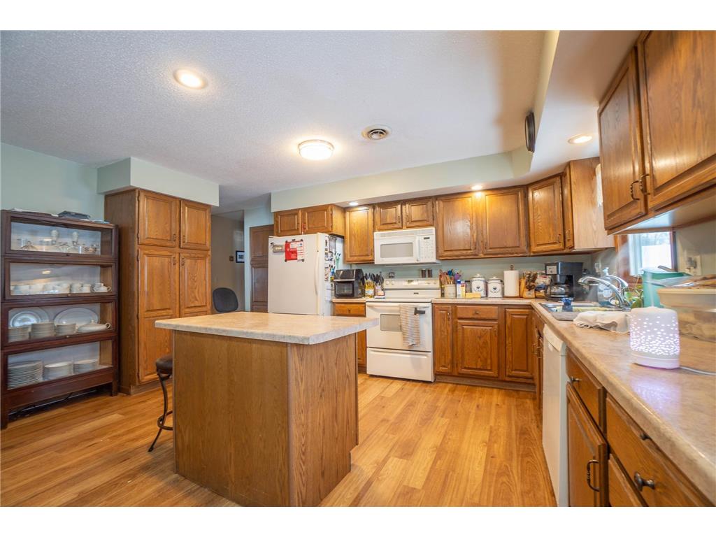 332 4th Street NW Perham MN 56573 6823582 image11