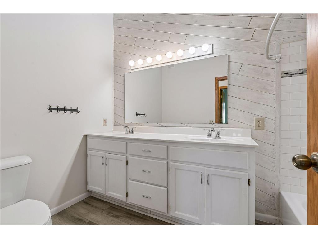 332 Brooks Avenue E Little Canada MN 55117 7056514 image25