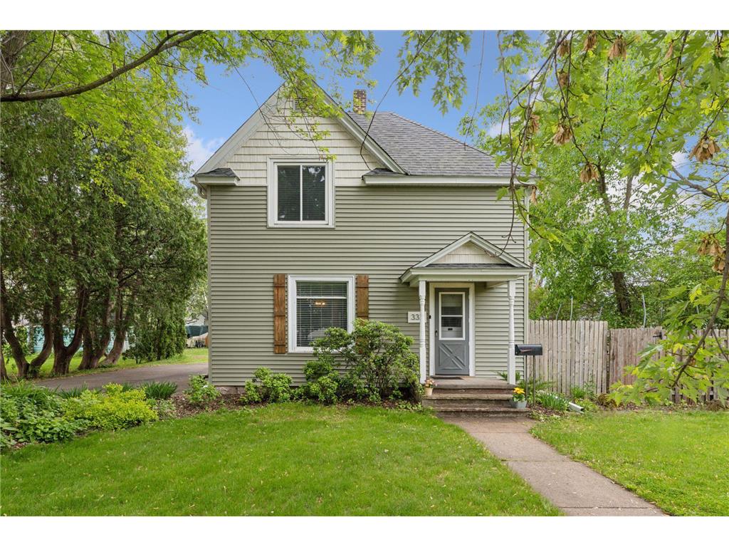 332 E 2nd Street New Richmond WI 54017 6725233 image1