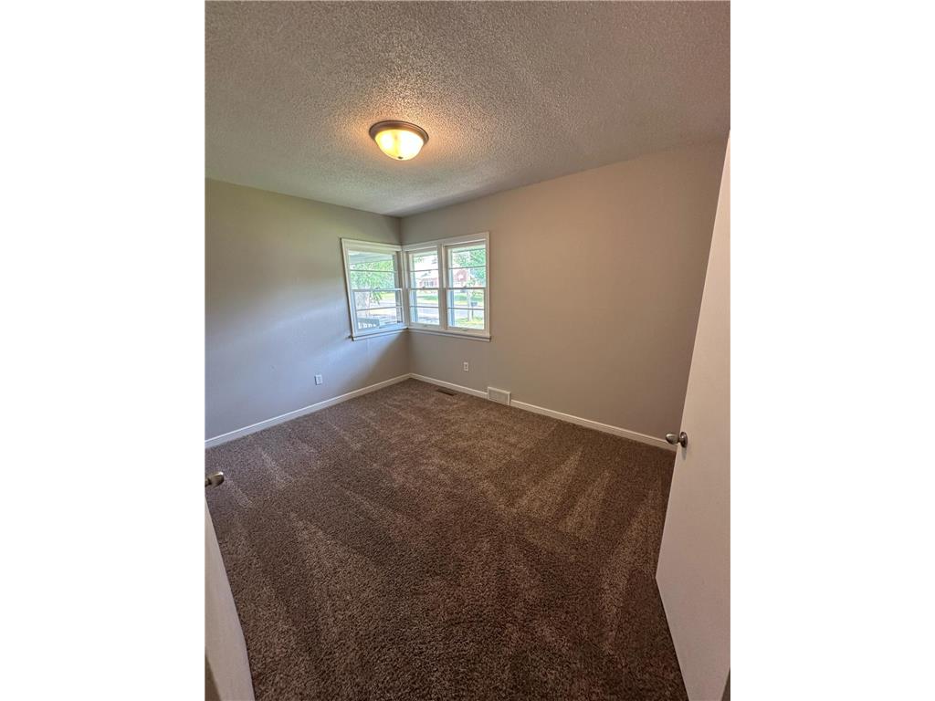 332 E Pleasant Avenue Ellsworth WI 54011 6734749 image15