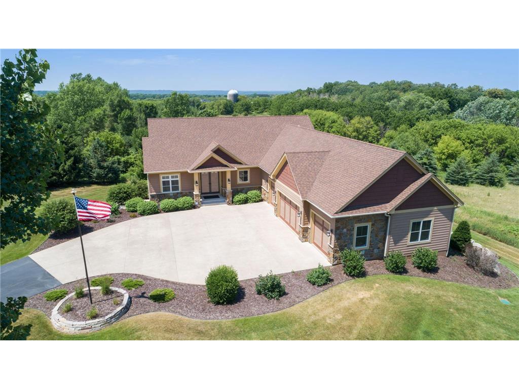 332 Meadow Ridge Court Hudson WI 54016 6395829 image1