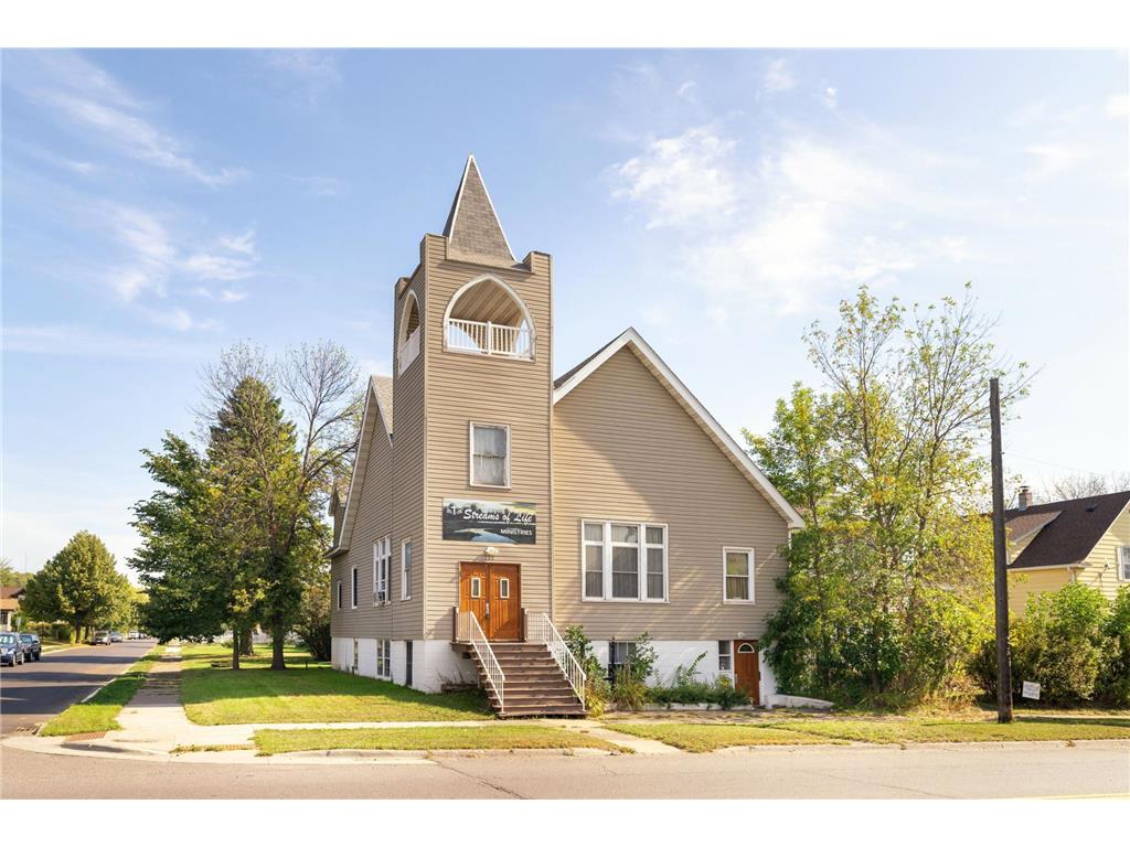 332 N 40th Avenue W Duluth MN 55807 6604771 image1