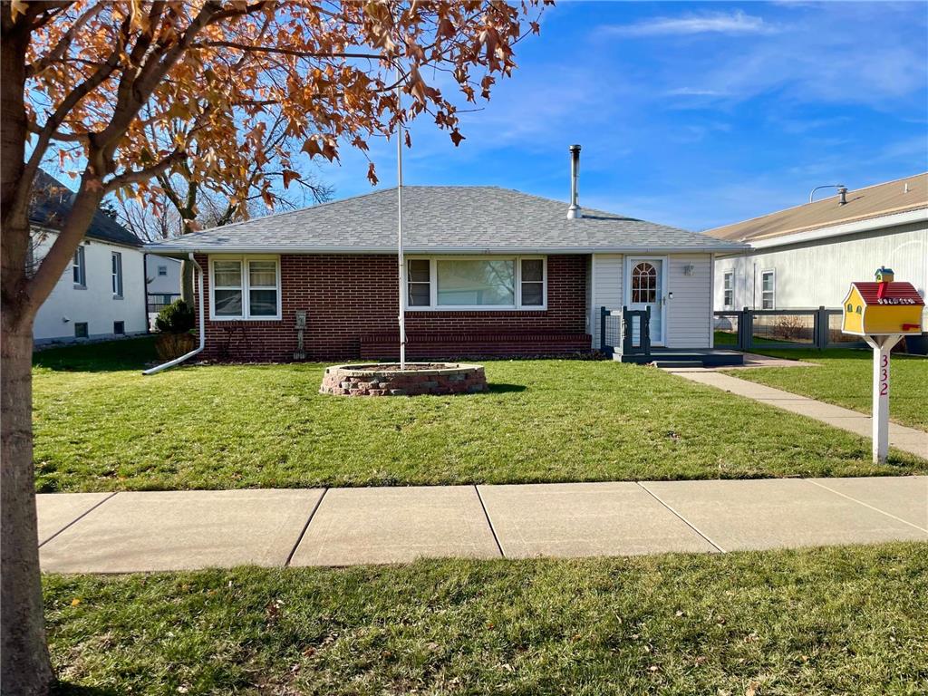 332 N Spring Avenue Springfield MN 56087 6464388 image1