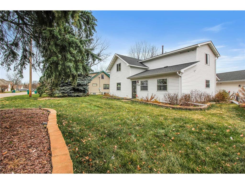 3320 Centerville Road Vadnais Heights MN 55127 6635820 image1