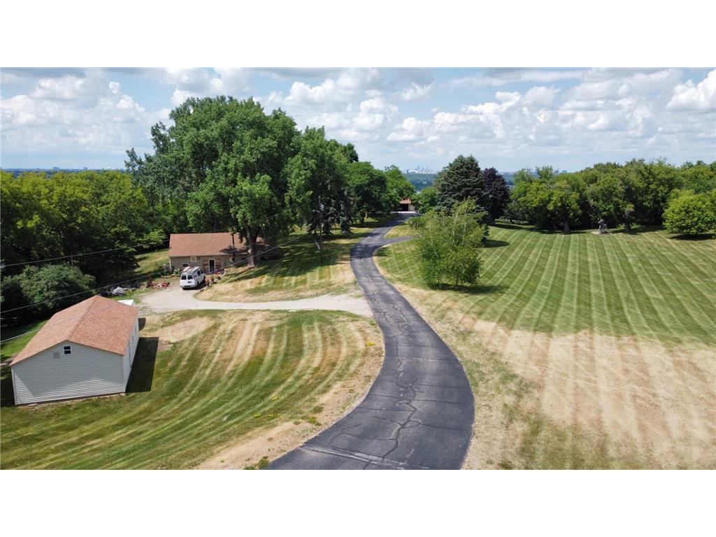 3320 Highway 13 Burnsville MN 55337 6432604 image1