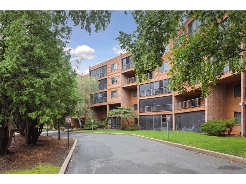 3320 Louisiana Avenue S #413 Saint Louis Park MN 55426 6654624 image1