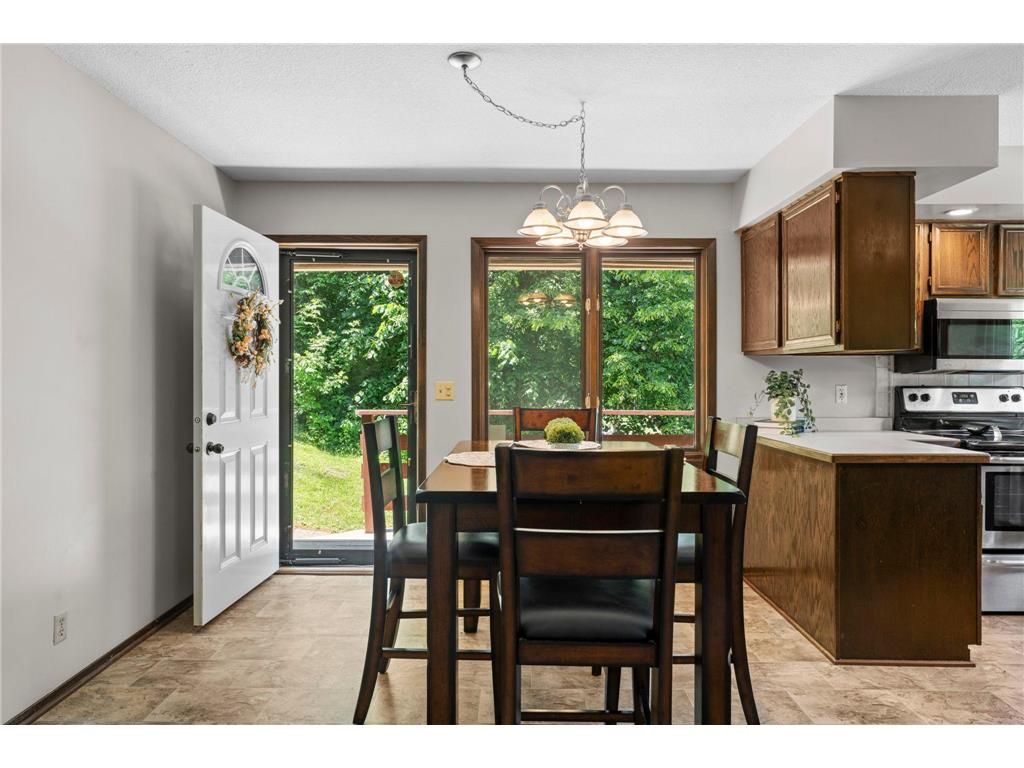 3321 Brookview Drive Burnsville MN 55337 7089528 image2