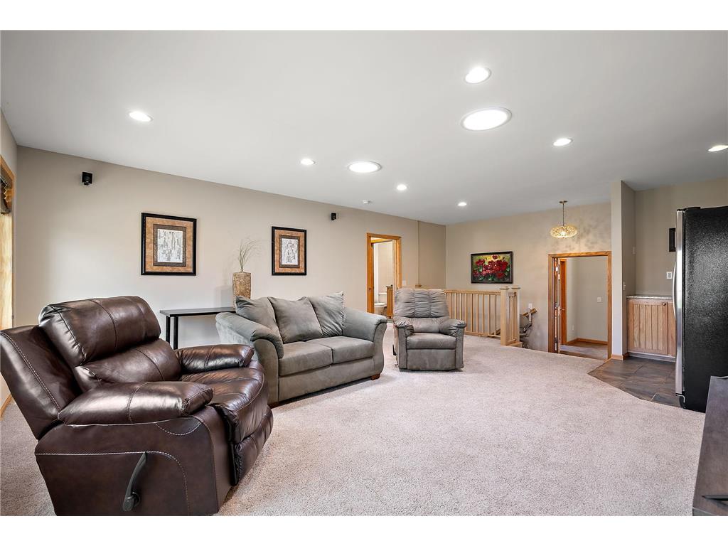 3321 Willie Drive Burnsville MN 55337 7030562 image8