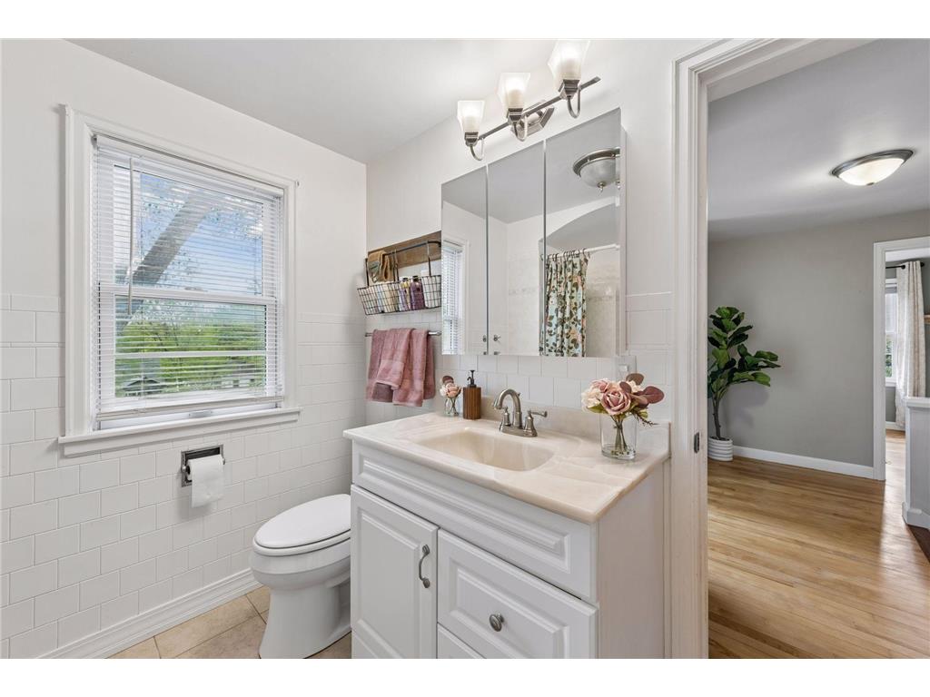 3322 Taylor Street NE Minneapolis MN 55418 7052606 image22