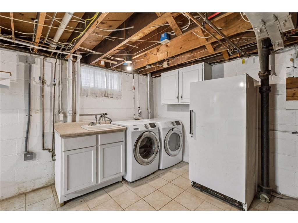 3322 Taylor Street NE Minneapolis MN 55418 7052606 image25