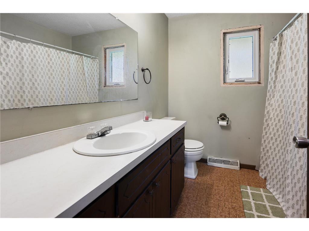 33232 580th Avenue Grove City MN 56243 7090178 image31