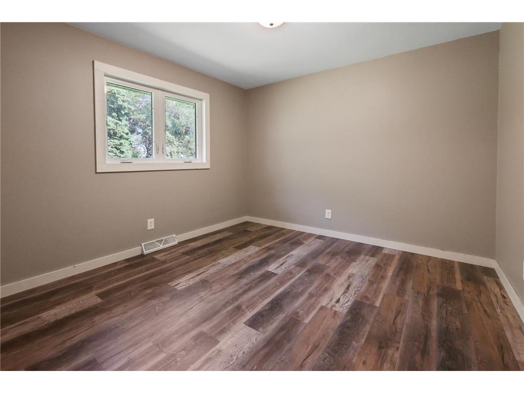 33232 580th Avenue Grove City MN 56243 7090178 image33