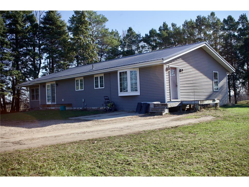 33232 580th Avenue Grove City MN 56243 7090178 image1