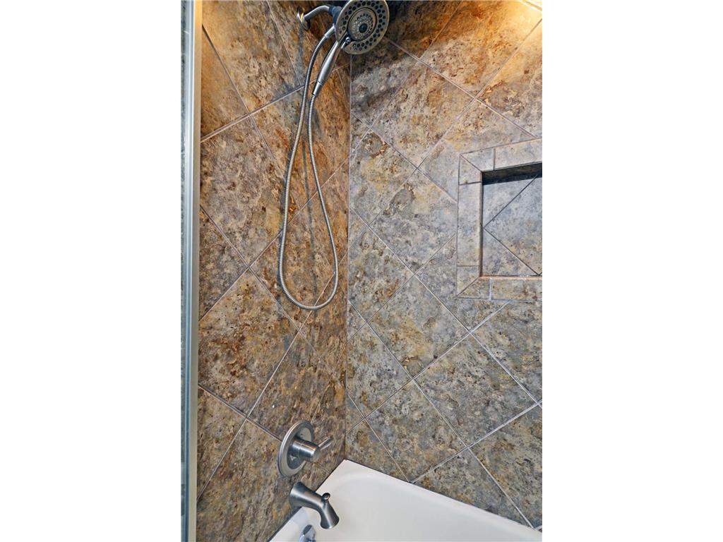 3324 Hennepin Avenue Minneapolis MN 55408 7078935 image12