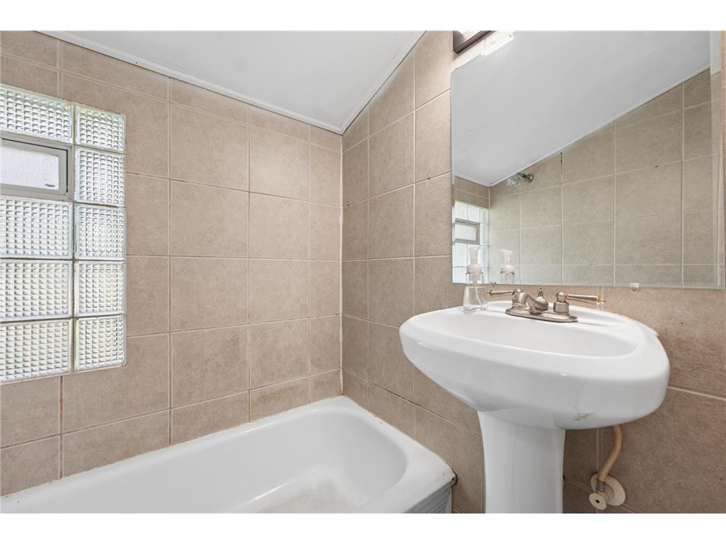 3325 Upton Avenue N Minneapolis MN 55412 7082206 image14