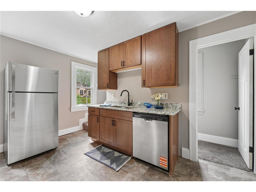 3325 Upton Avenue N Minneapolis MN 55412 7082206 image8