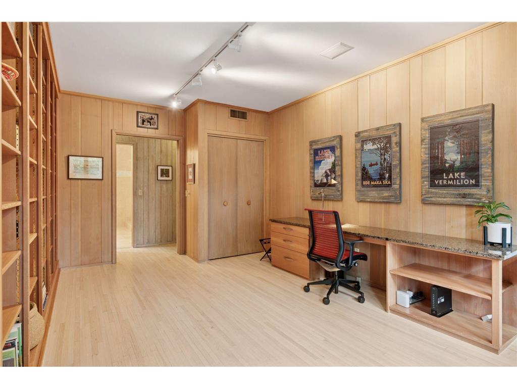 3325 W 34 1/2 Street Minneapolis MN 55416 6770497 image46