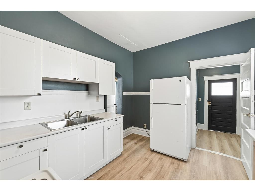 3328 5th Avenue S Minneapolis MN 55408 7031838 image37