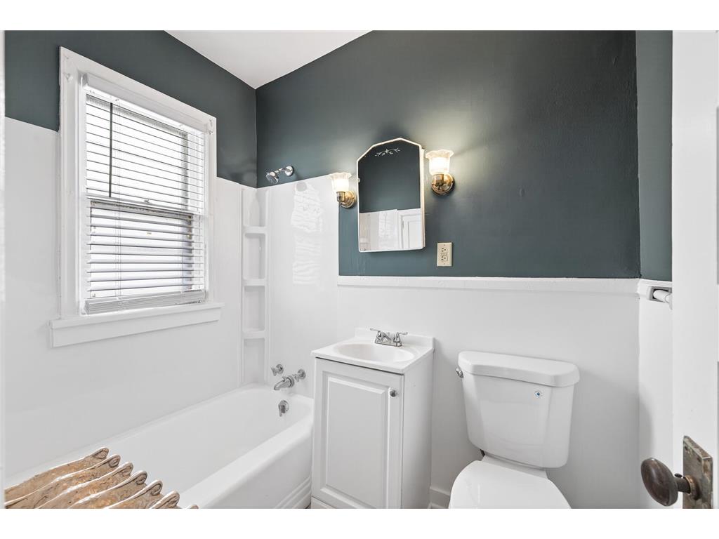 3328 5th Avenue S Minneapolis MN 55408 7031838 image40
