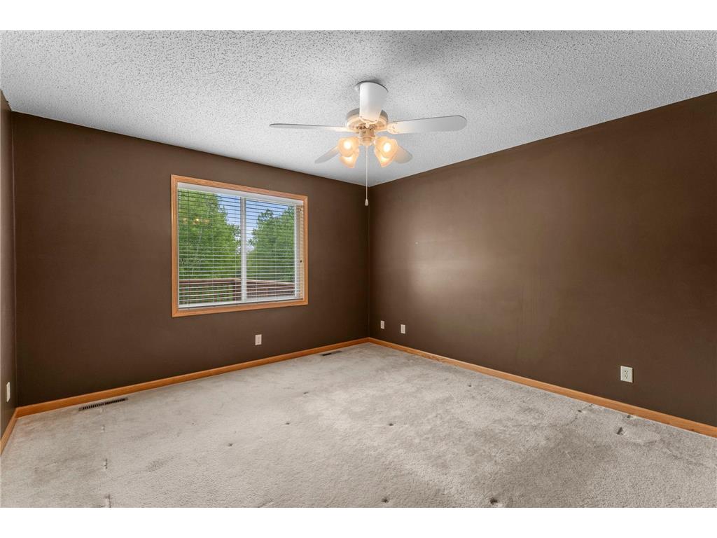 333 25th Lane SE Cambridge MN 55008 7076452 image25