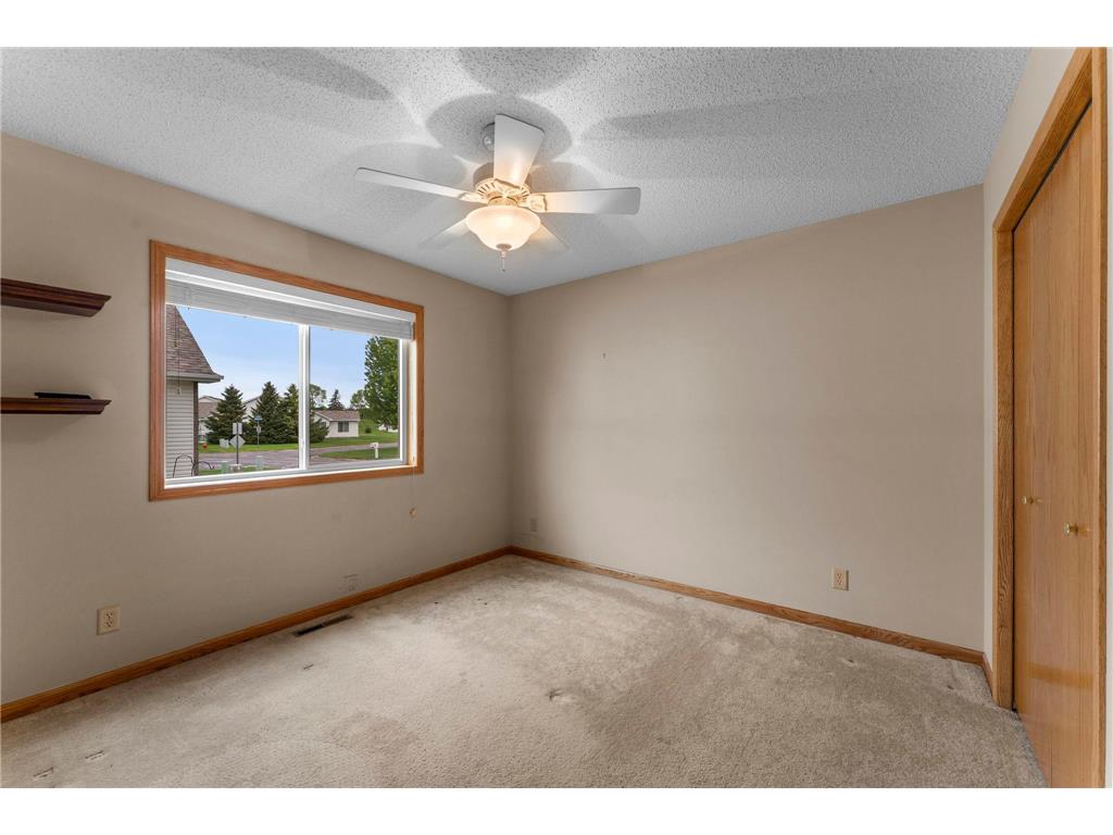 333 25th Lane SE Cambridge MN 55008 7076452 image37
