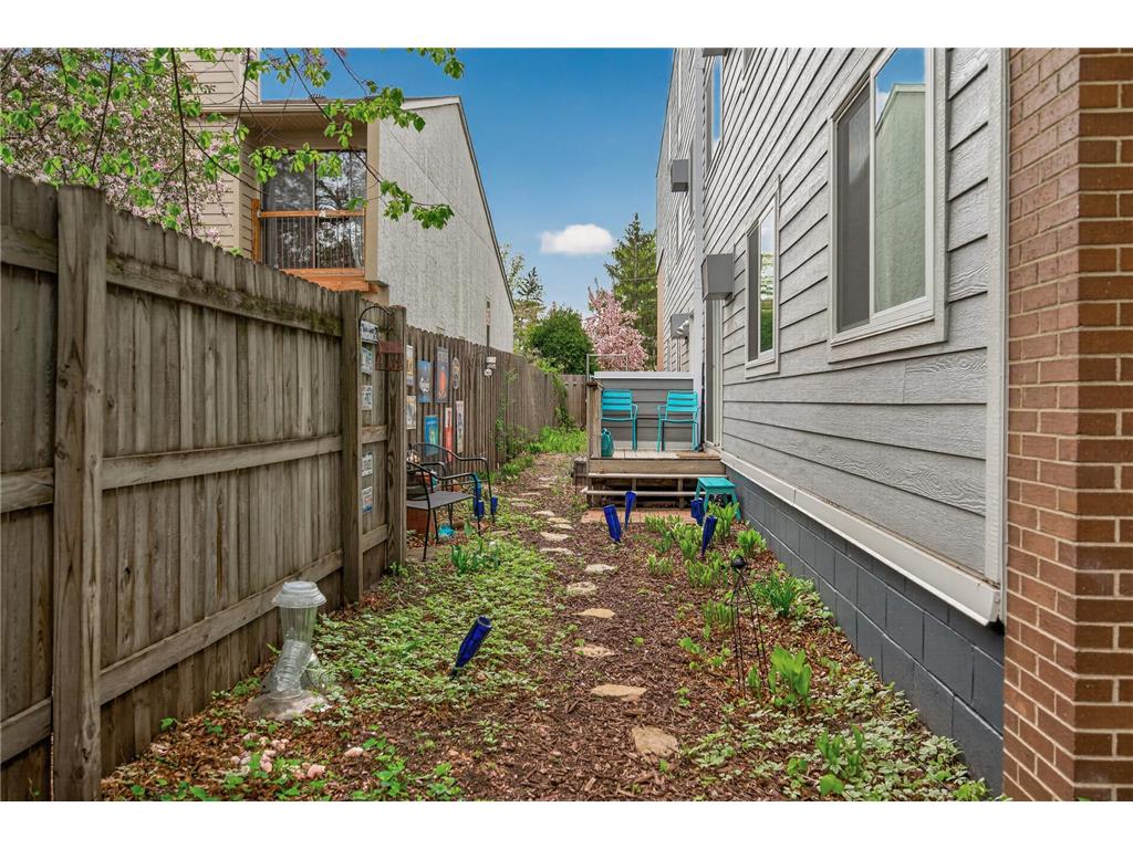 333 8th Street SE #117 Minneapolis MN 55414 7061740 image20