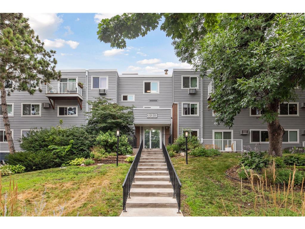 333 8th Street SE #304 Minneapolis MN 55414 6753847 image1