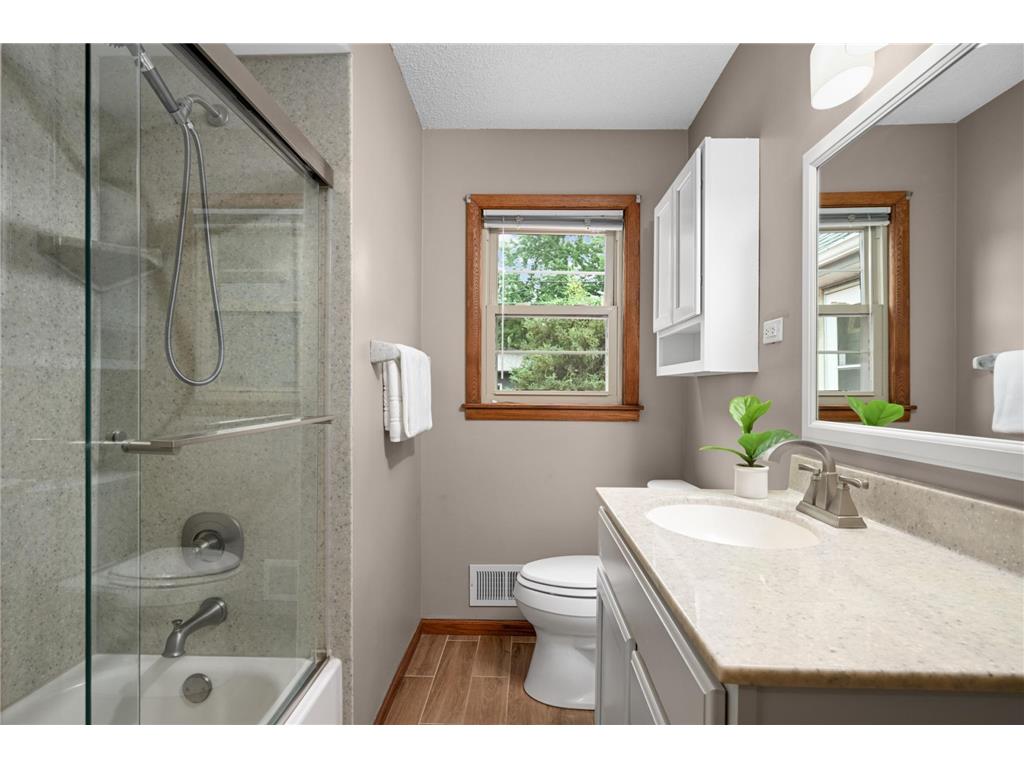 333 Emerson Avenue W West Saint Paul MN 55118 7089554 image9