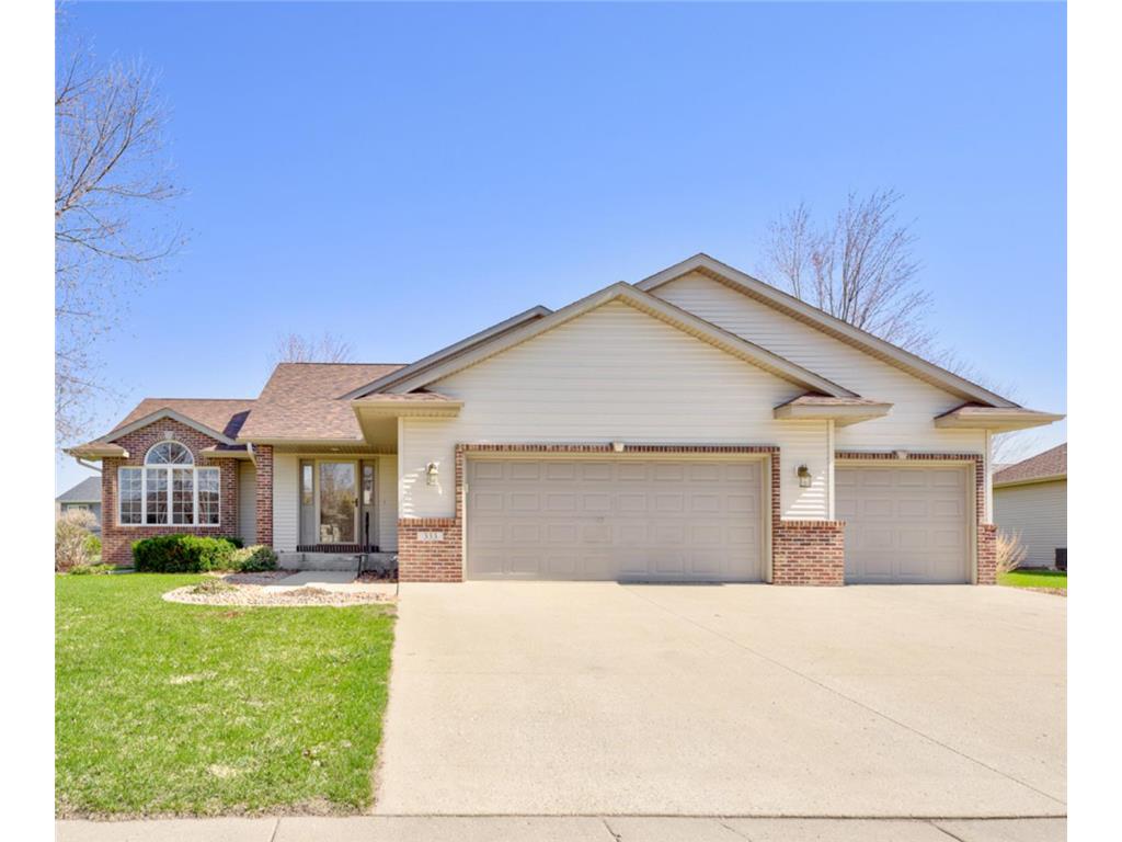 333 Inverness Drive Mankato MN 56001 6353875 image1