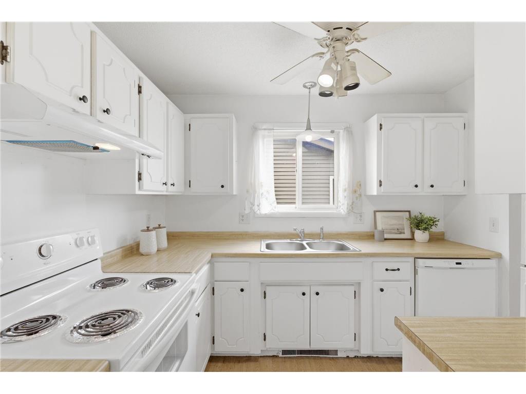 333 Odanah Avenue #4A New Richmond WI 54017 7081708 image7
