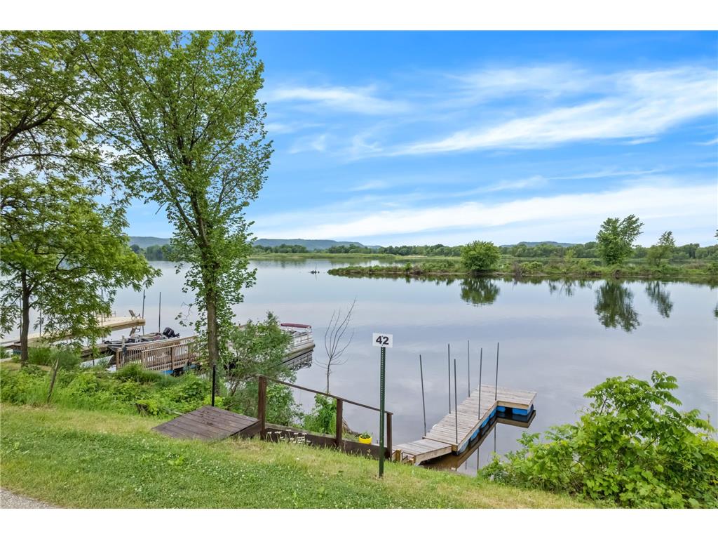 333 W 19th Street Buffalo City WI 54622 7084747 image19