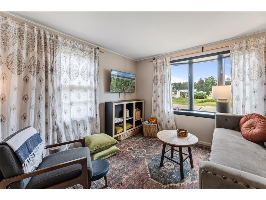 333 W 19th Street Buffalo City WI 54622 7084747 image3