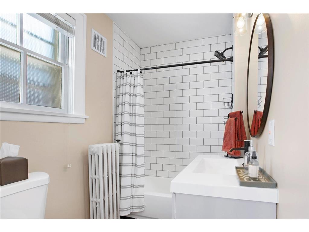 333 W 2nd Street Waconia MN 55387 7019371 image22
