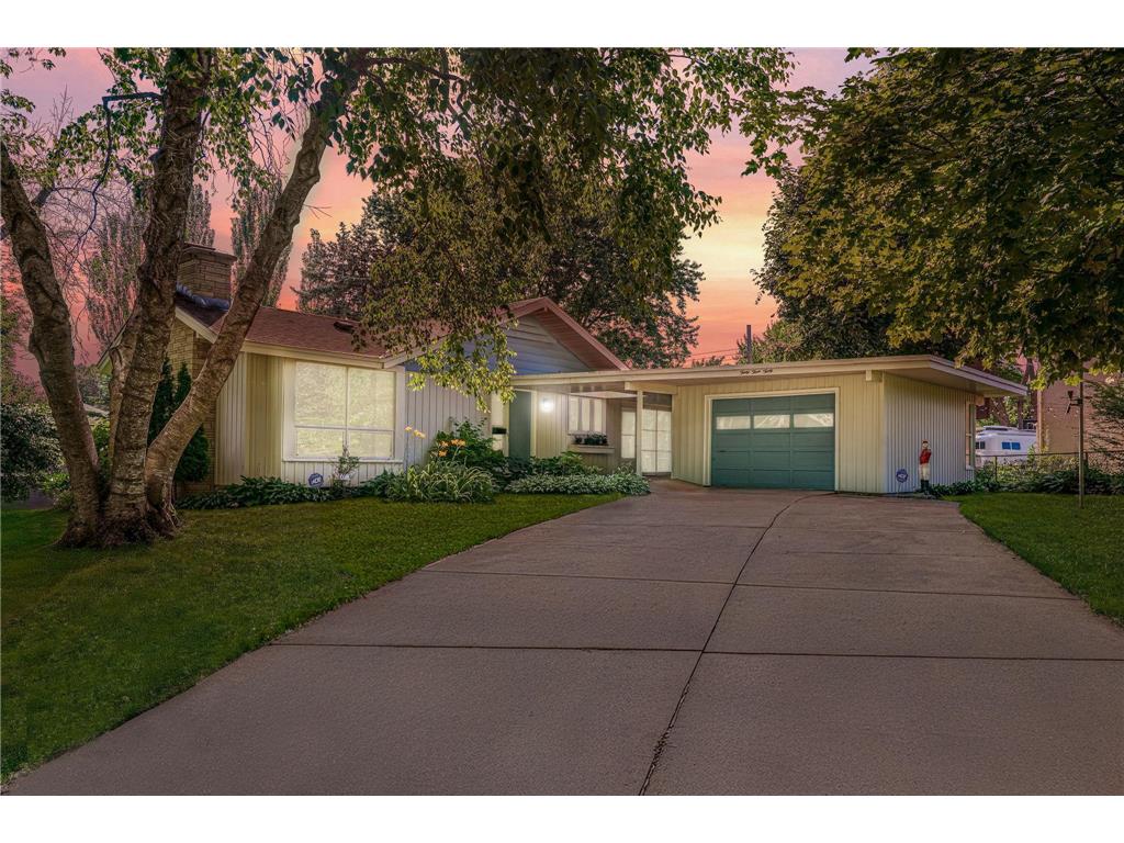 3330 Belden Drive NE Saint Anthony MN 55418 6753954 image1