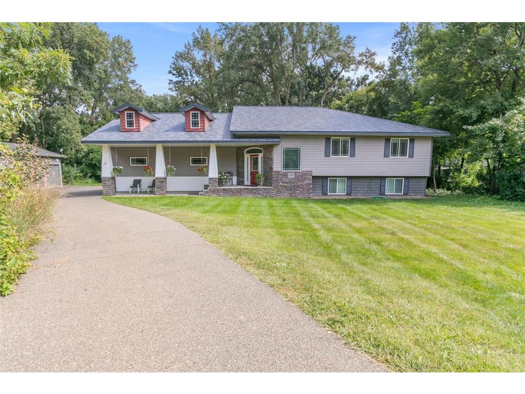 3330 Victoria Street N Shoreview MN 55126 6775625 image1