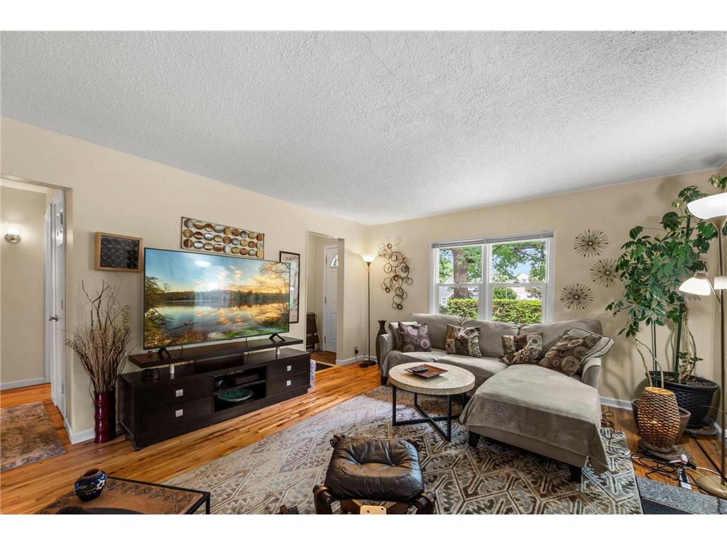 3331 Beard Avenue N Robbinsdale MN 55422 7082277 image10