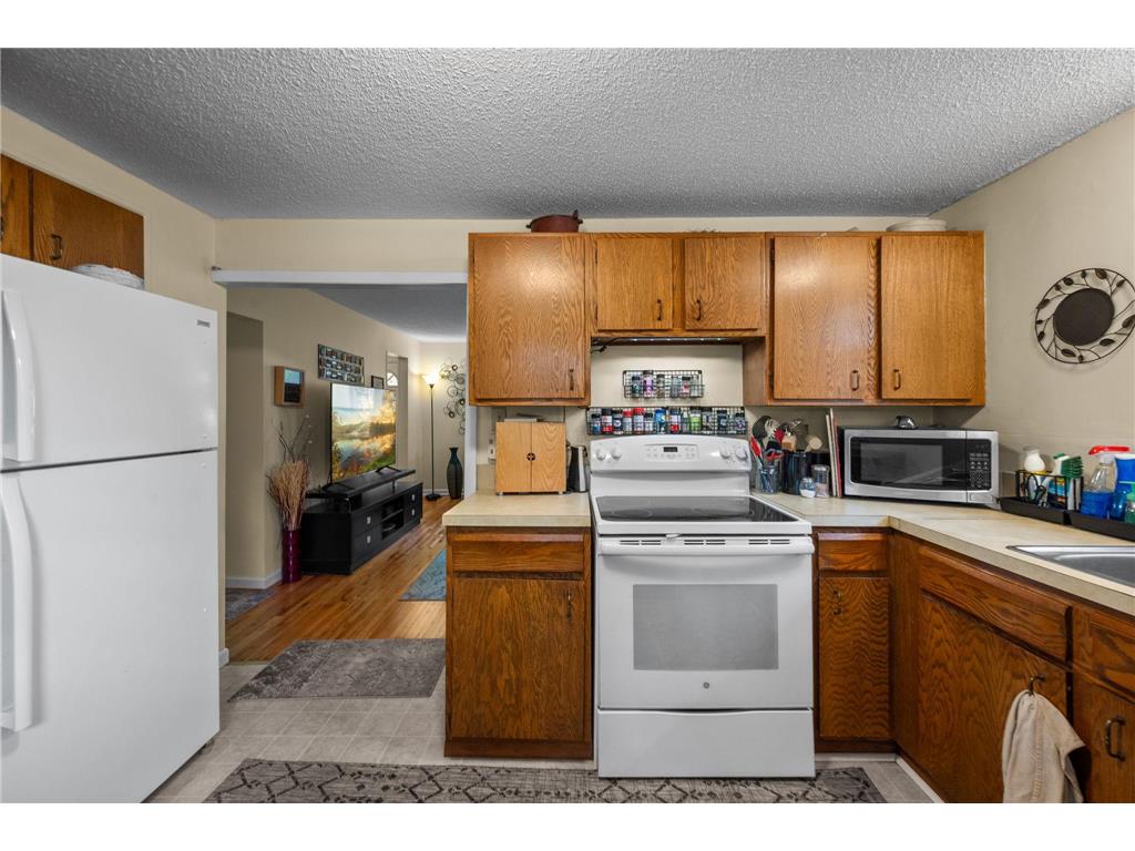 3331 Beard Avenue N Robbinsdale MN 55422 7082277 image14